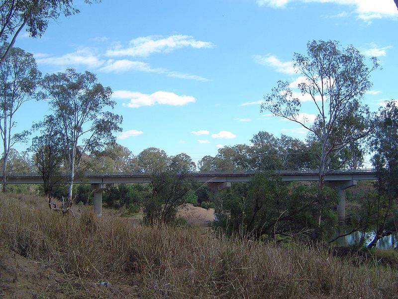 File:Brisbane Valley Highway crossing Fernvale.jpg