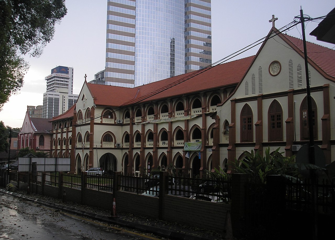 File:Bukit Nanas Convent (Primary 2), Golden Triangle ...