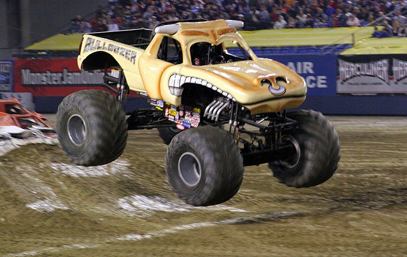 Bulldozer (monster truck) - Wikipedia