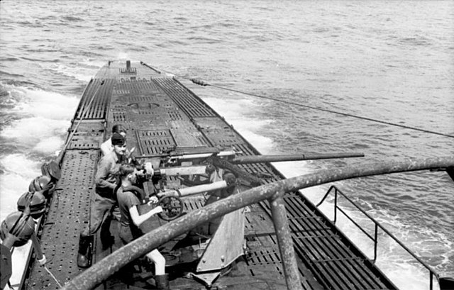 U-103 in 1939. Looking backwards from the conning tower. Note the width of casing of the Type IX compared to the Type VII U-boat