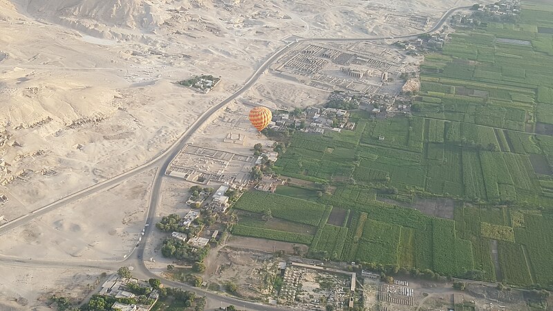 File:By ovedc - Aerial photographs of Luxor - 54.jpg