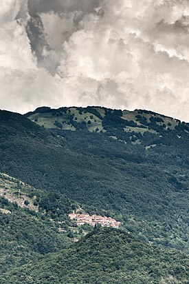 Camporaghena - Groppo San Pietro, Comano, Massa-Carrara, Italy - July 15, 2018 01.jpg