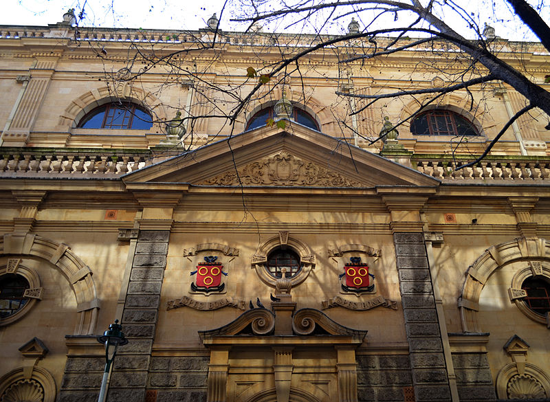 File:Cape Town City Hall, Back entrance.jpg