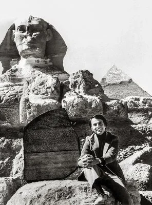 File:Carl Sagan at Great Sphinx.webp