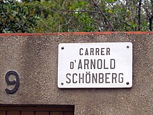 Carrer d Arnold Schönberg - 2006-05-12 - Jorge Franganillo.jpg