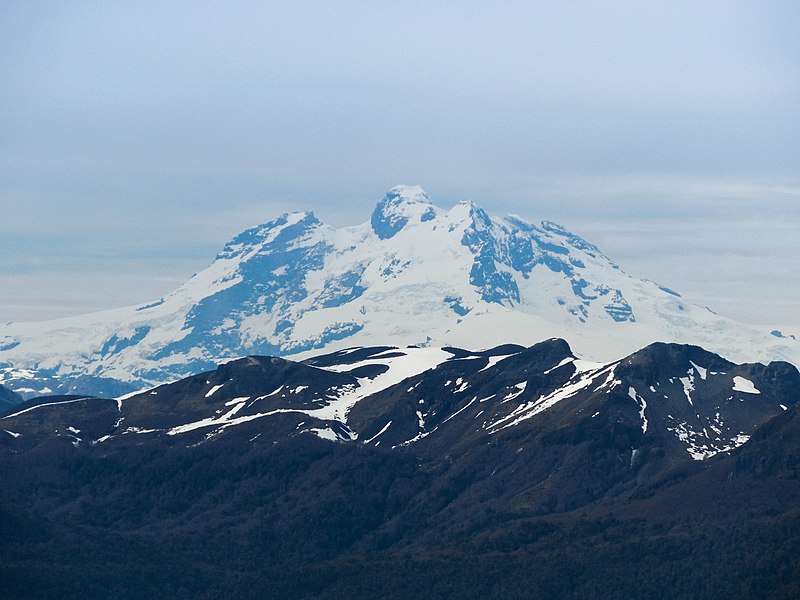 File:Cerro Tronador desde Volcán Puyehue Parque Nacional Puyehue 49.jpg