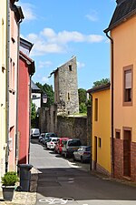 Миниатюра для Файл:City wall tower, Echternach, AUG2016.jpg