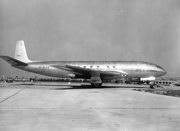 Prototype of the de Havilland Comet in 1949, the first jet airliner in the world