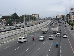 Commonwealth Avenue, Zuzuarregui