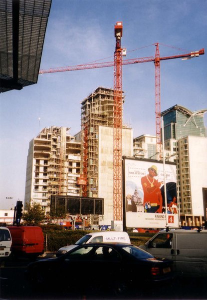 File:Construction Site of St George Wharf, Wandsworth Road, London - geograph.org.uk - 1031070.jpg