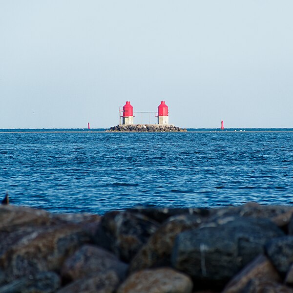 File:Danmark Salt og Peber fyr.jpg