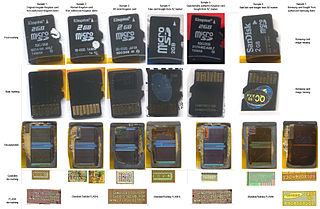https://upload.wikimedia.org/wikipedia/commons/thumb/7/77/Decapsulated_microSD_memory_card_lineup-genuine%2C_questionable%2C_and_fake-counterfeit.jpg/320px-Decapsulated_microSD_memory_card_lineup-genuine%2C_questionable%2C_and_fake-counterfeit.jpg?uselang=ru