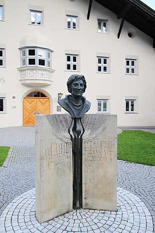 <span class="mw-page-title-main">Anna Maria Achenrainer</span> Austrian writer