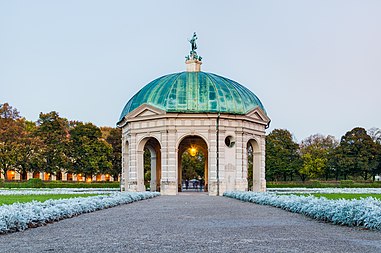 English: The Dianatempel, Hofgarten, Munich, Germany. Deutsch: Dianatempel im Hofgartens in München.