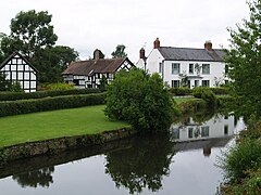 Eardisland Village scene (geograph 945126).jpg