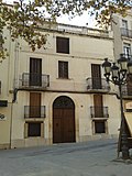 Miniatura per Edifici d'habitatges del carrer Raval, 20