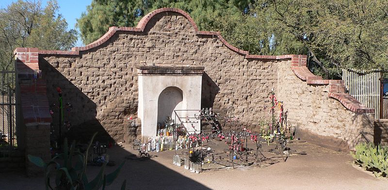 File:El Tiradito shrine (Tucson, Arizona) 3.JPG