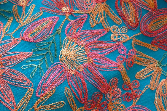 Embroidery on a shawl from Kashmir - flip side