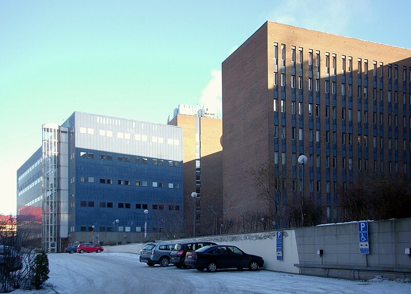 File:Ericsson Södertäljevägen 2011e.jpg