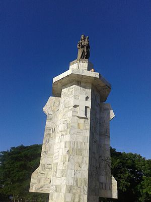 Statue bei Pante Macassar