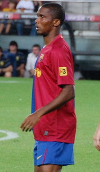 Eto'o playing for Barcelona in August 2008