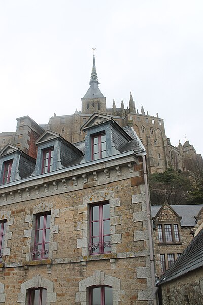 File:External View of Buildings in Mont Saint-Michel 40.jpg