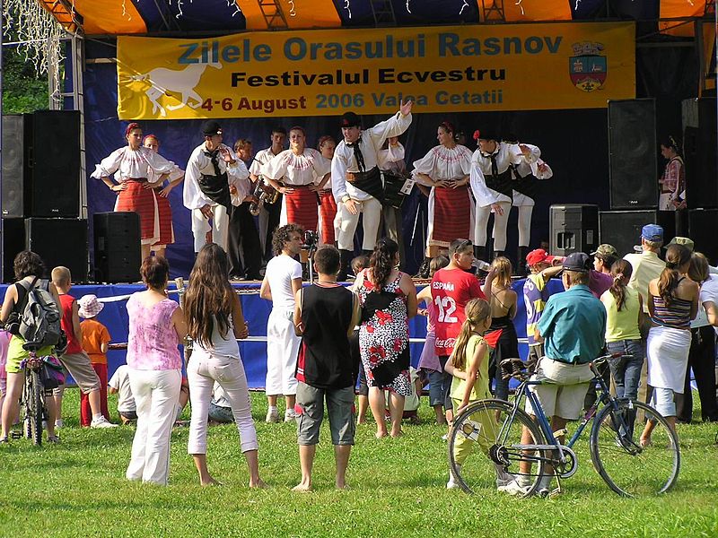 File:Festival Ecvestru.jpg