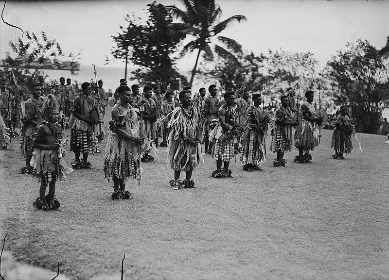 File:Fijian men's performance (AM 82068-1).jpg