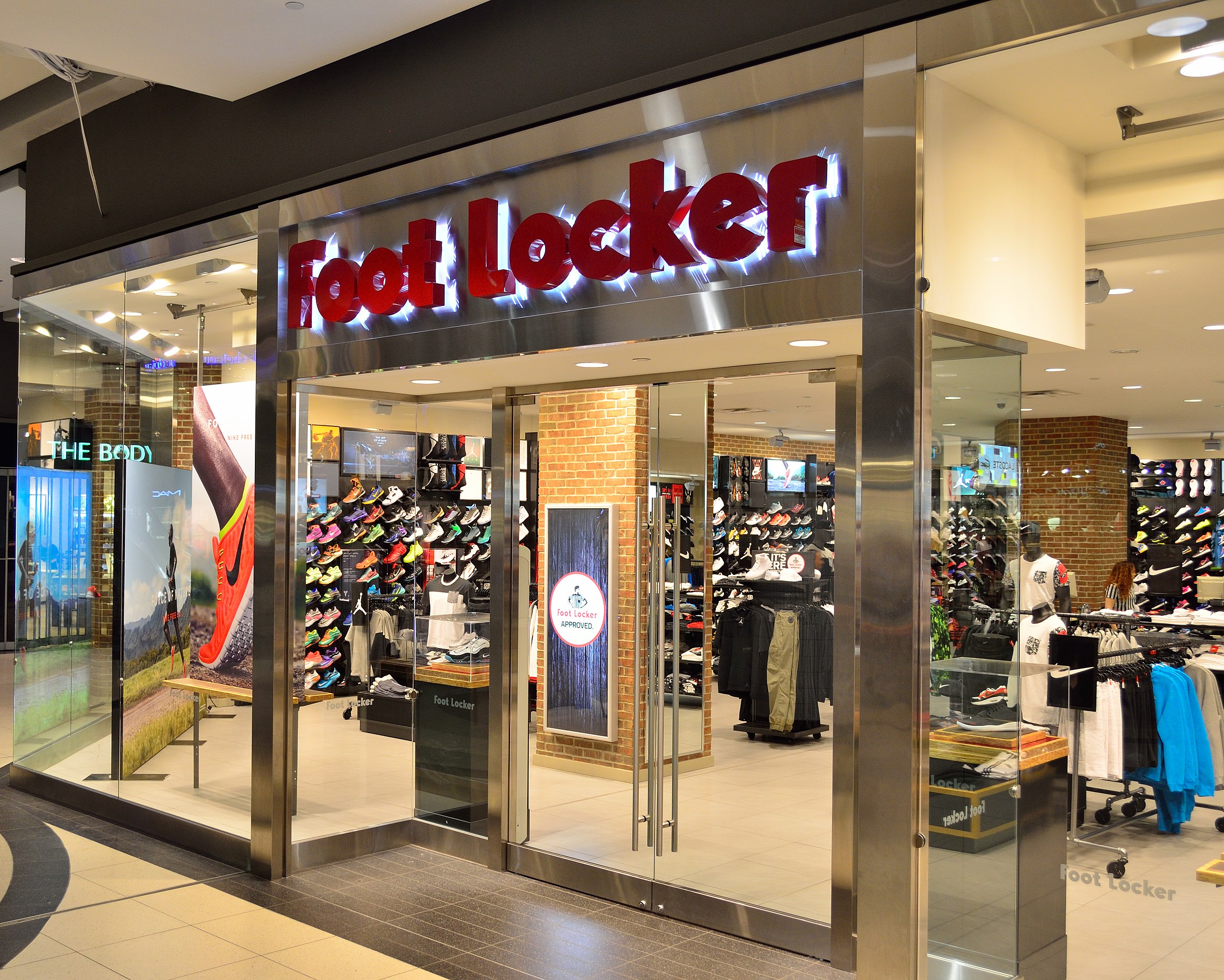 Foot locker employee hi-res stock photography and images - Alamy