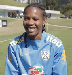 Uniformes da Seleção Brasileira de Futebol Feminino – Wikipédia, a  enciclopédia livre