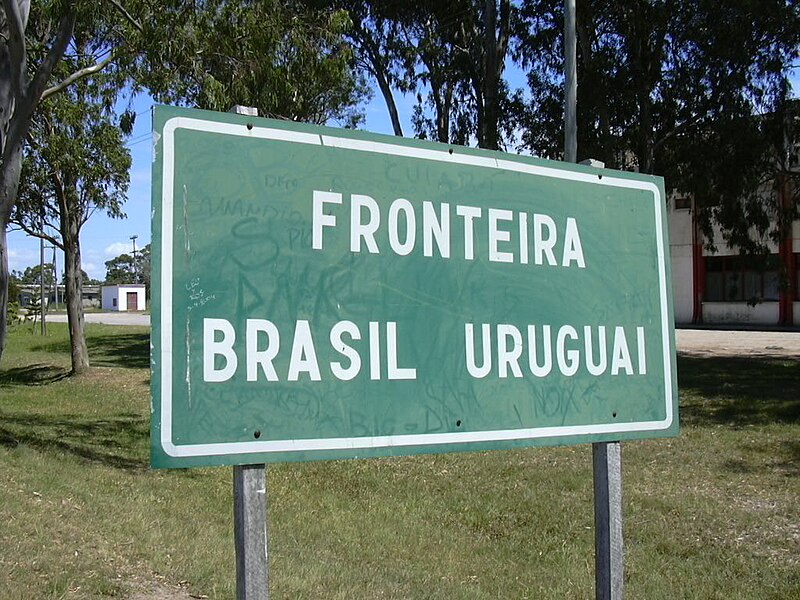 File:Frontbrasilurug.jpg