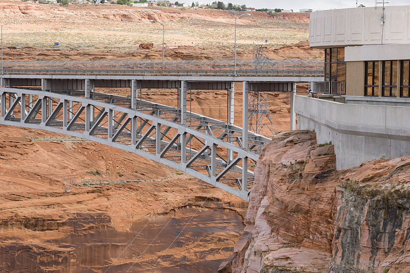 File:Glen Canyon Dam, Wikiexp 14.jpg