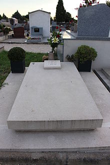 Tomba Richard Descoings Cimitero di Pernes-les-Fontaine 2015-09-22.jpg