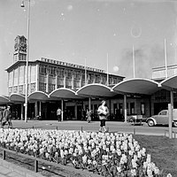 HUA-150112-Gezicht op het N. S.-stasiun Arnhem te Arnhem.jpg