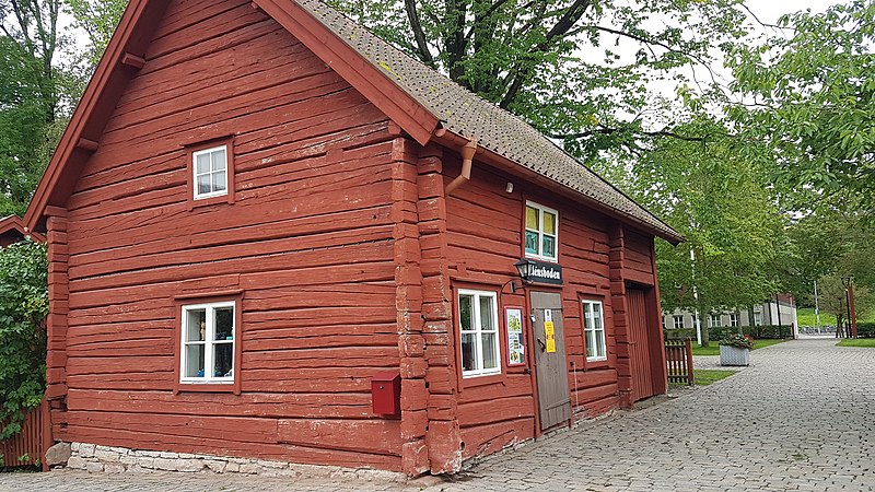 File:Helenagården 20190906 01.jpg