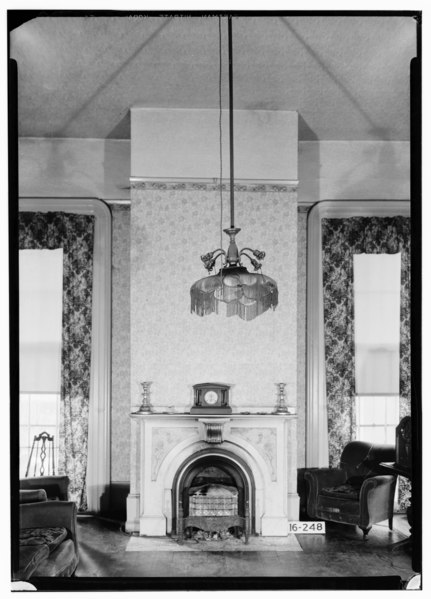 File:Historic American Buildings Survey Alex Bush, Photographer, December 19, 1934 FIREPLACE IN LIVING ROOM, FIRST FLOOR - Thomas Prince House, University Boulevard, Tuscaloosa, HABS ALA,63-TUSLO,18-8.tif