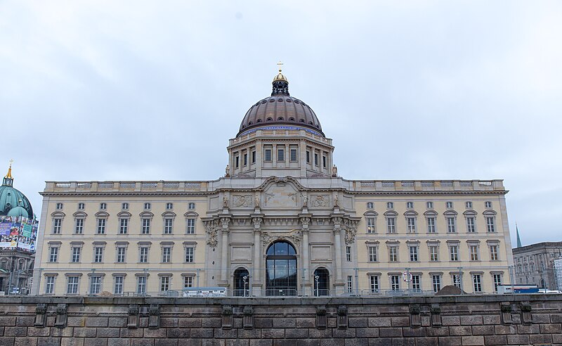 File:Humboldt Forum-9148.jpg