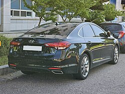 Hyundai Aslan G380 AG Phantom Black (20).jpg