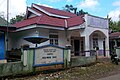 Bahasa Indonesia: Kantor kepala desa Muara Kuaro, Kecamatan Muara Komam, Kabupaten Paser, Kalimantan Timur. English: Muara Kuaro village office in Muara Komam subdistrict, Paser Regency, East Kalimantan, Indonesia.