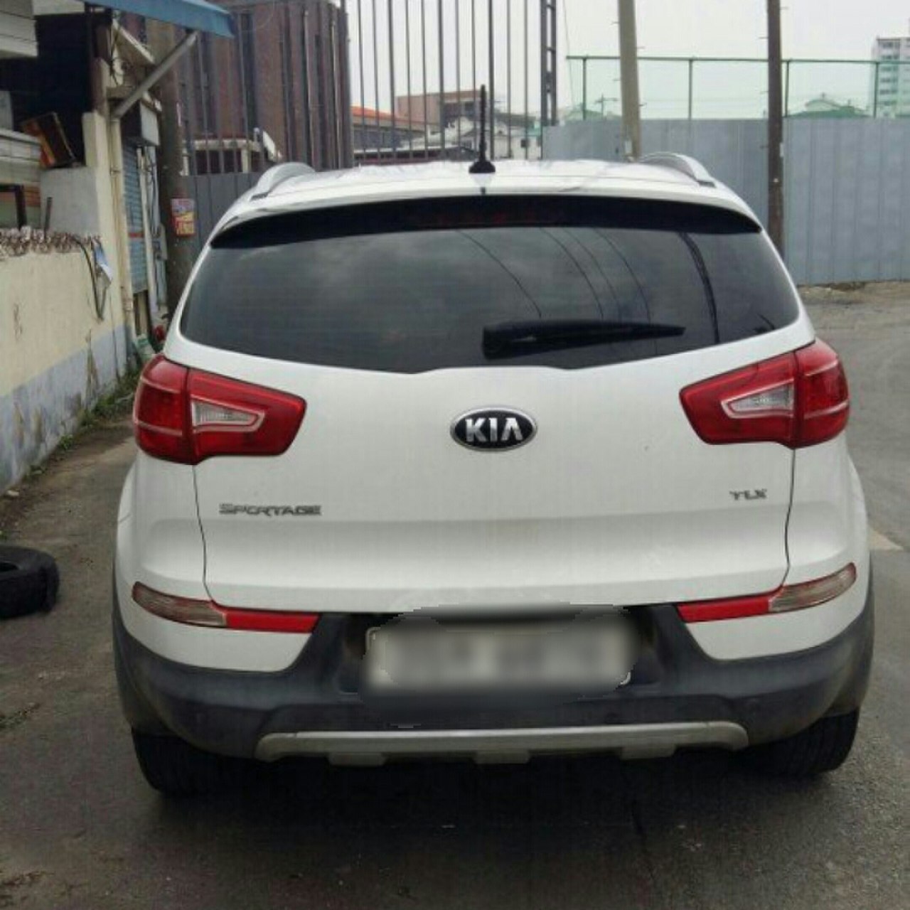 Image of Kia Motors Sportage TLX (White) - 2