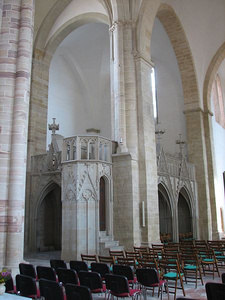 File:Klosterkirche Nienburg 6.jpg