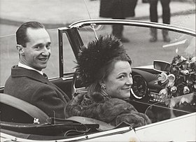 Don Carlos Hugo with wife, 1964