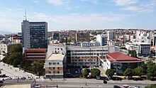 Fichier:Kosovo_Government_Building_and_Parliament,_Prishtina.jpg