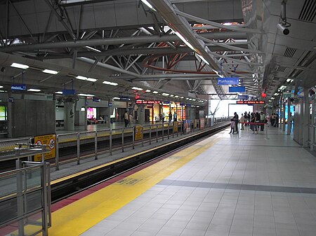 Fail:Kuala Lumpur Sentral station (Kelana Jaya Line), Kuala Lumpur.jpg