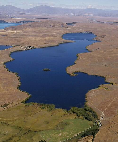 File:Lake Alexandrina (aerial photo).jpg