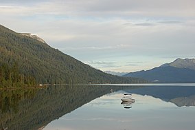 Езерото Wenatchee State Park (185827987) .jpg