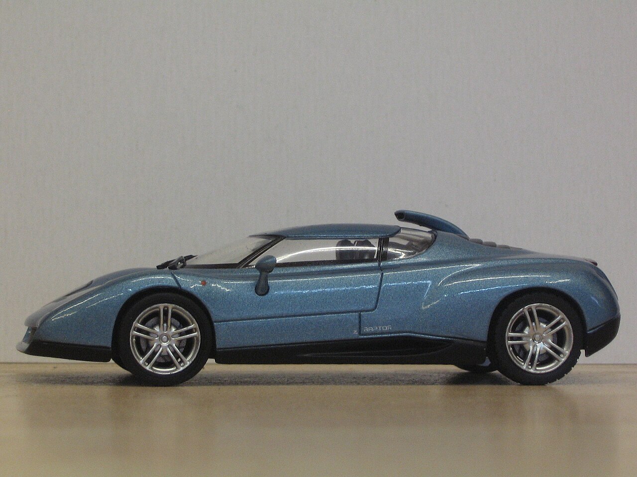 File:Lamborghini Raptor Zagato Fabbri 1-43 Model 01.jpg - Wikipedia