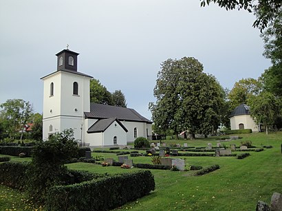 Vägbeskrivningar till Låssa Kyrka med kollektivtrafik