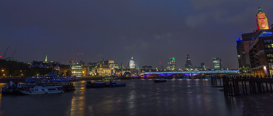 London. Blick über die Themse.