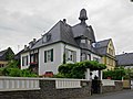 Lösnich, Gestade 15, Winzervilla im Jugendstil, Walmdach, erbaut 1906, Architekt Bruno Möhring, Berlin